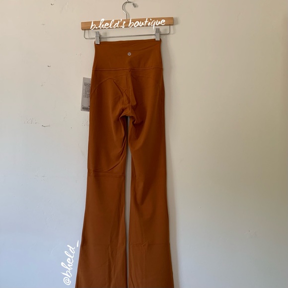 lululemon Groove Super HR Flared Pant Nulu Butternut Brown Size 2 New NWT - Picture 11 of 16